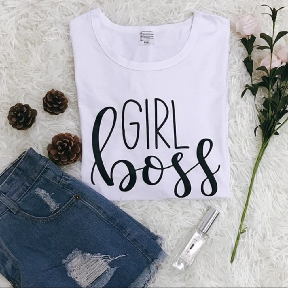 “Girl Boss” T-Shirt - Picture 3 of 5